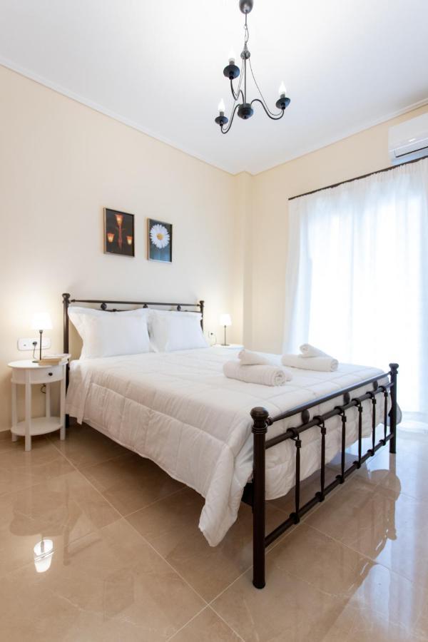 Luxury In Garitsa Bay * Corfu (city)