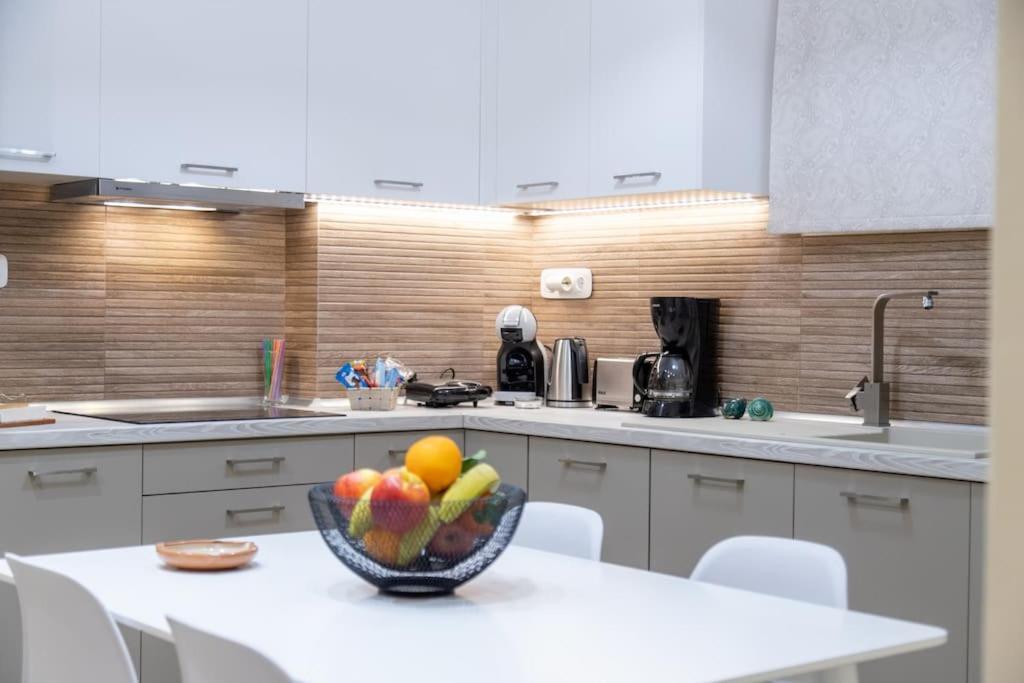 Apartment Luxury In Garitsa Bay